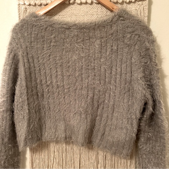 Fuzzy cropped cardigan - Picture 7 of 7